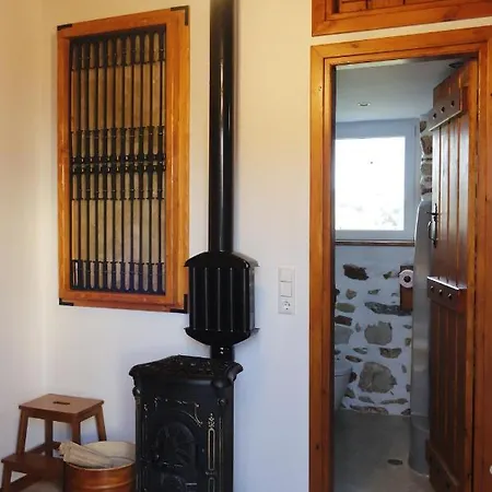 Kontoudi's House Villa *
