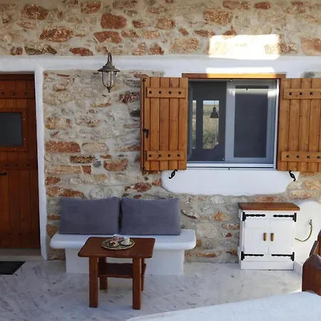 Kontoudi's House Villa *